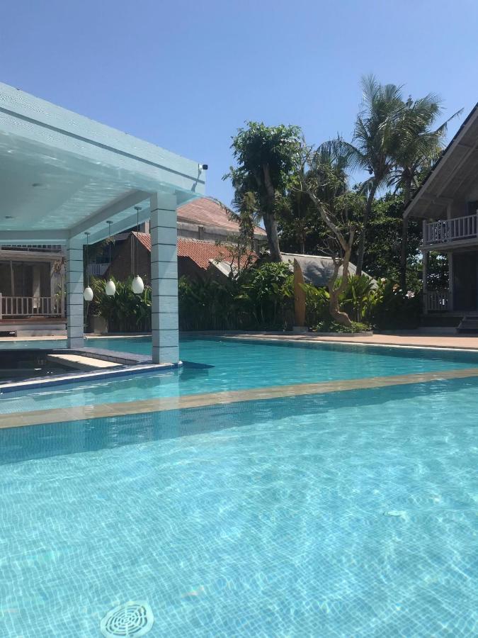Seminyak Beach Hut Aparthotel Buitenkant foto